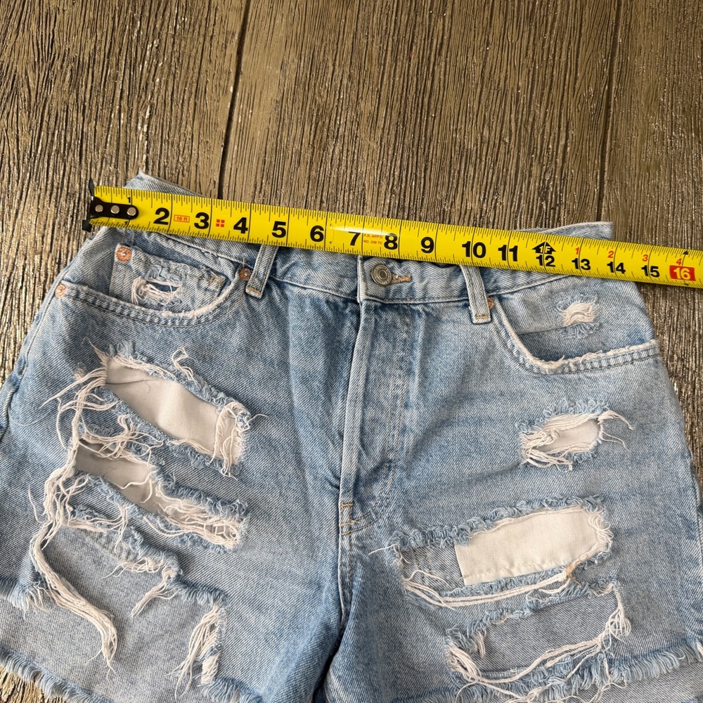 Free People We The Free Women's High Rise Cut Off Distressed Denim Shorts Sz 27 - Picture 2 of 7